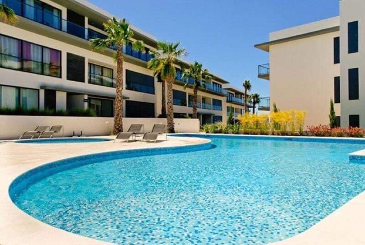 Apartamentos Cavalo Preto Beach Resort Quarteira Exteriör bild